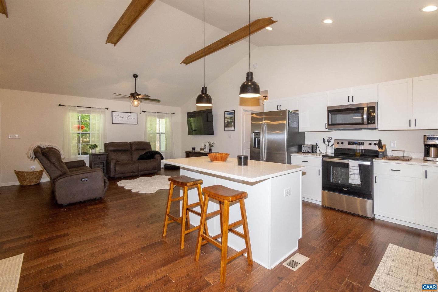 13079 Kendall Rd photo 11