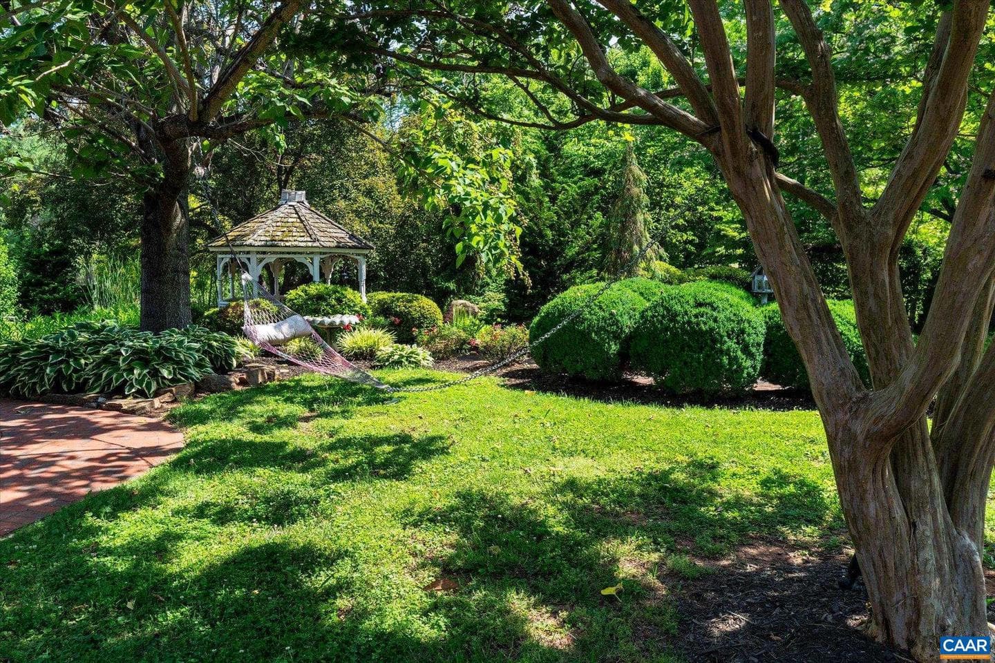 252 David Bruce Ave photo 31
