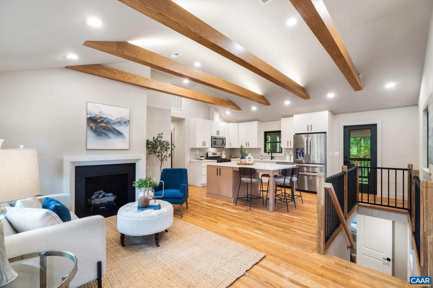 1004 Cottonwood Rd, Charlottesville