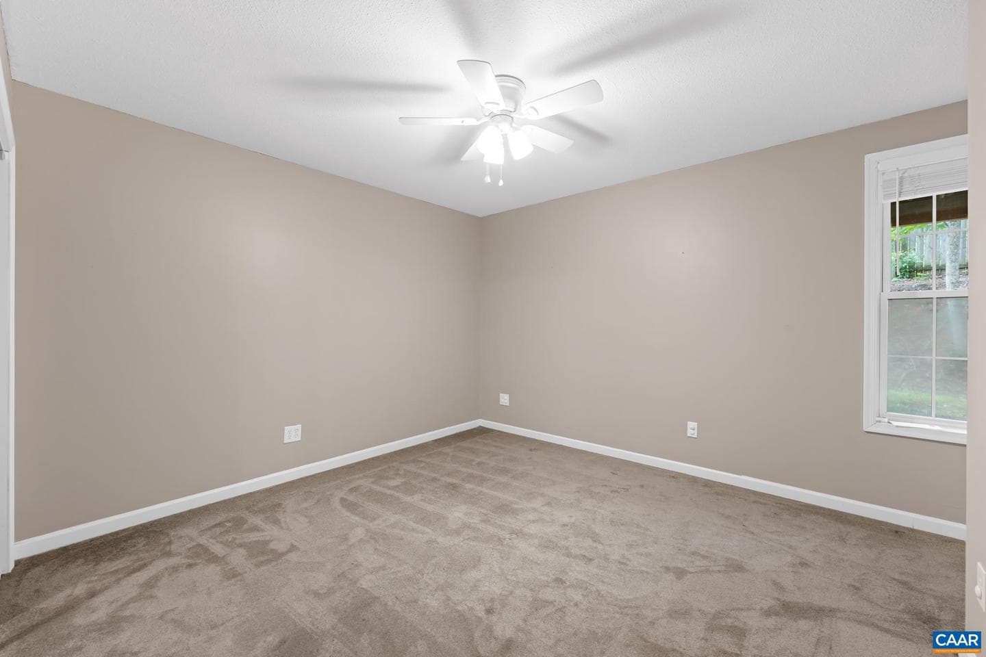 495 Jefferson Dr photo 23