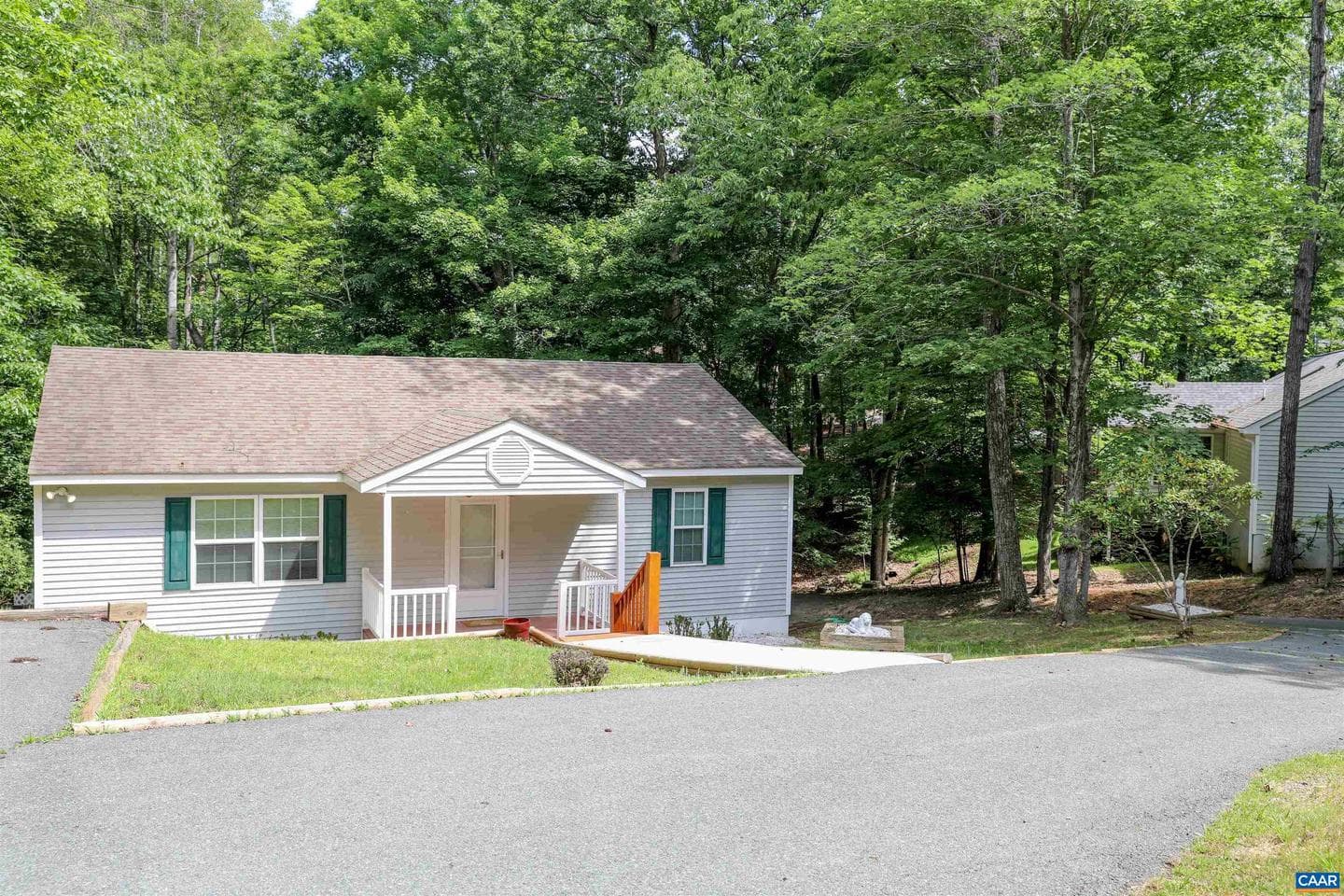 26 West Lake Forest Dr photo 27