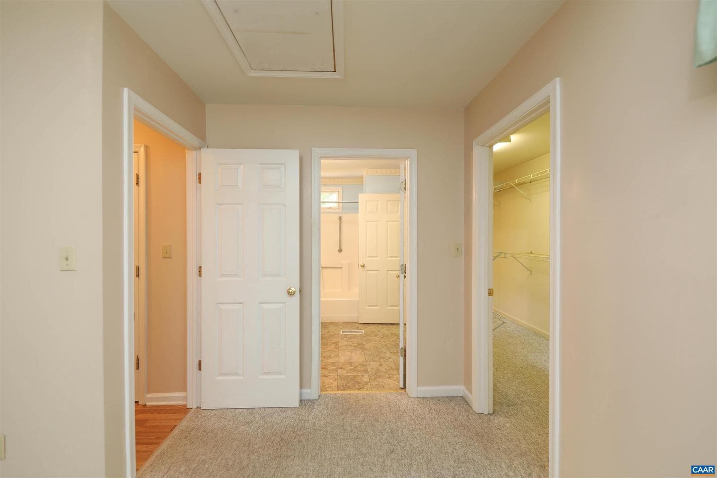 26 West Lake Forest Dr photo 42