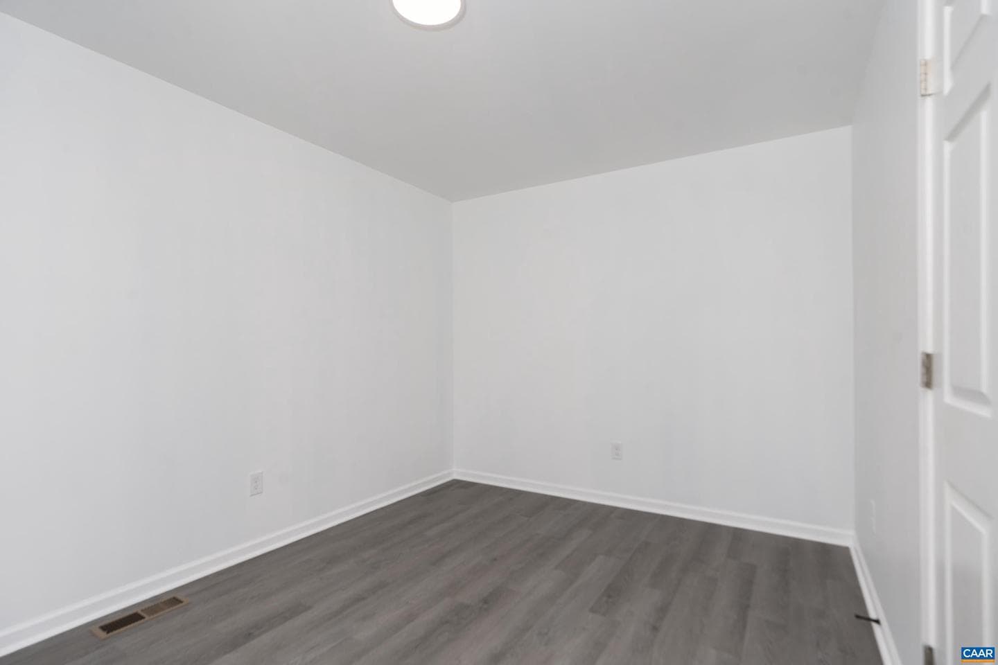 357 Montreal Ln photo 21