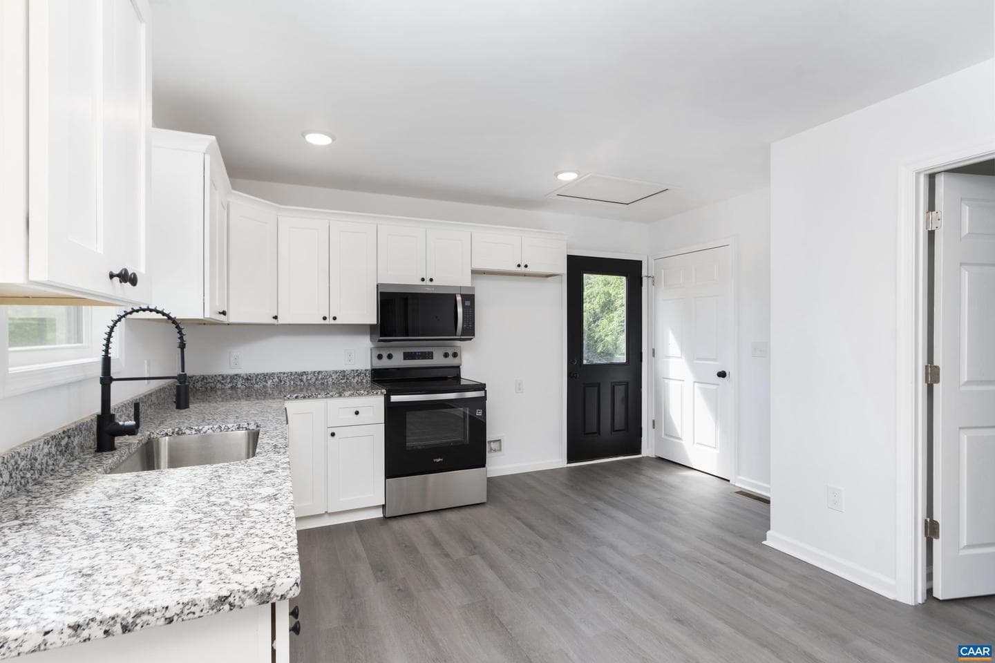 357 Montreal Ln photo 3