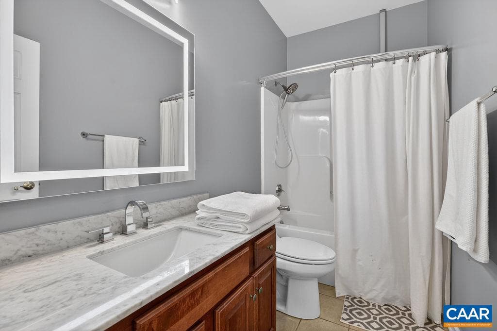 153 Deerwood Rd photo 43