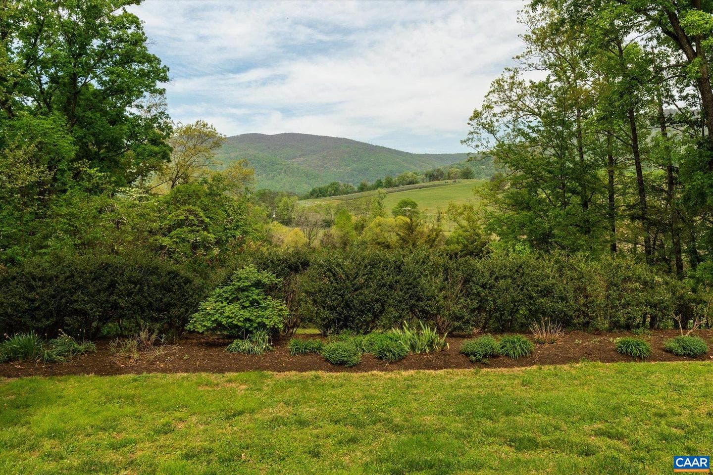6470 Woodmont Ridge Rd photo 5