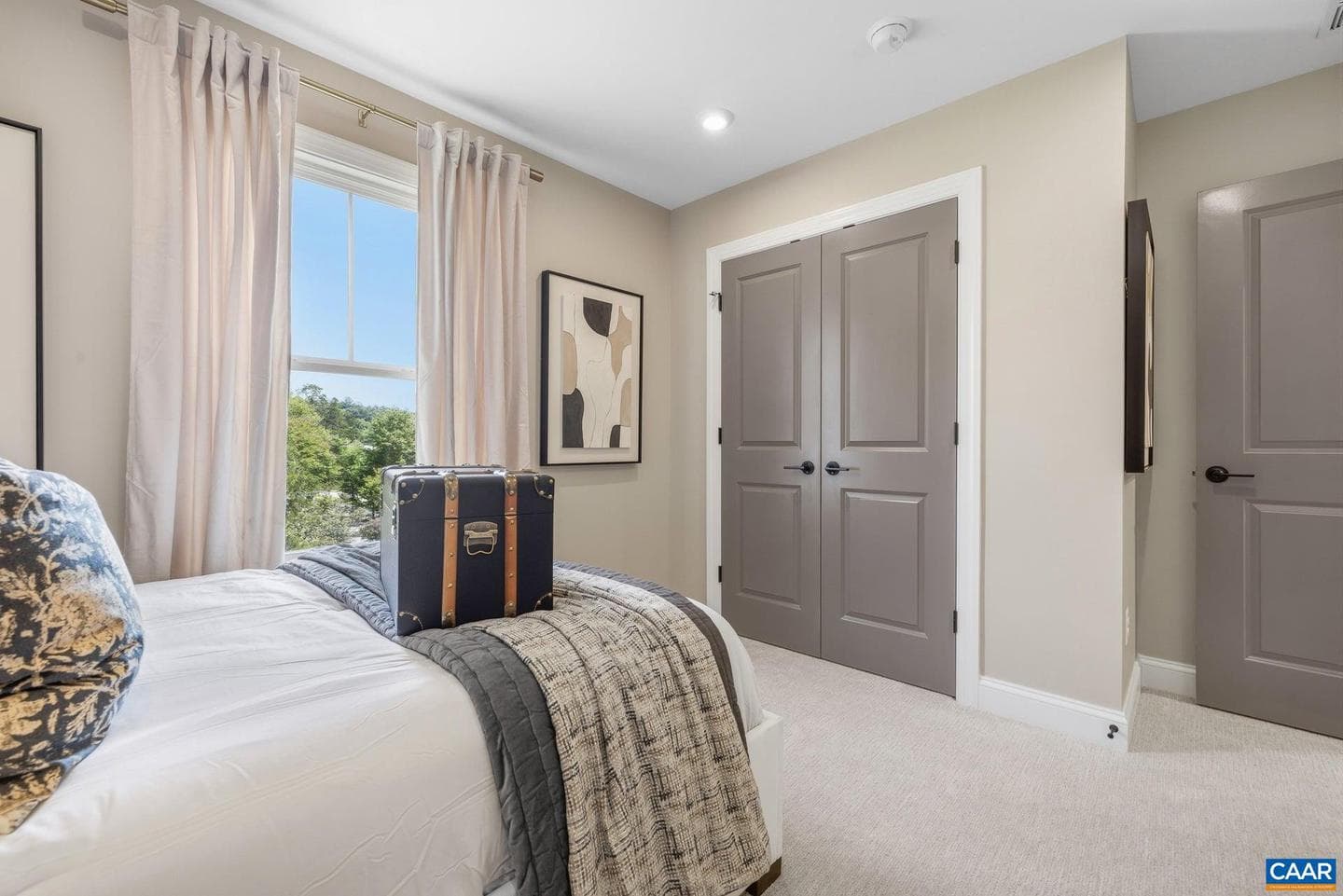 35b Bethune St photo 37
