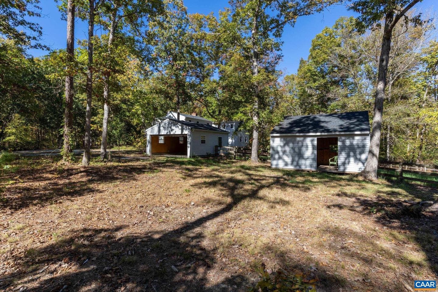 2325 Mountain Brook Dr photo 11