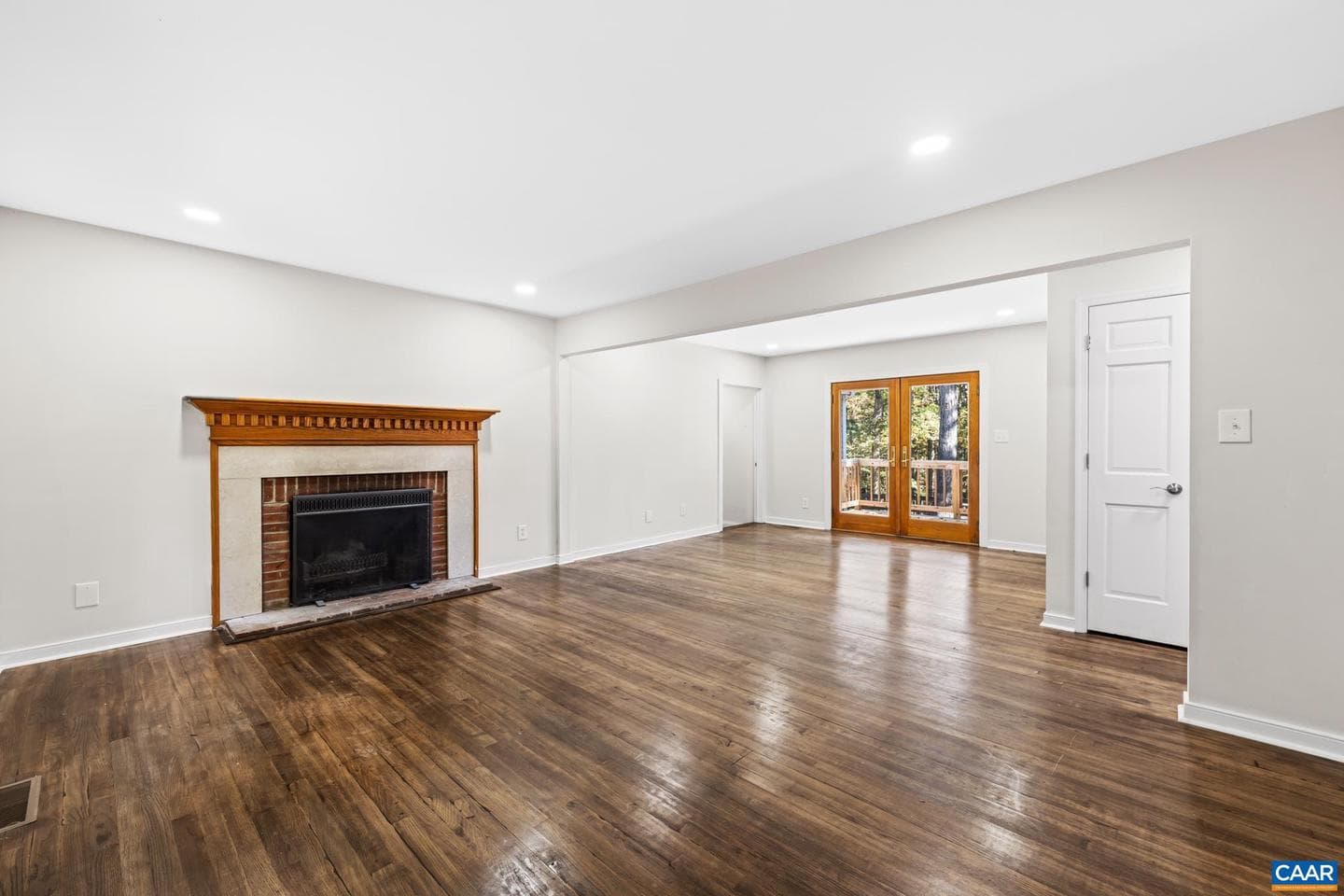 2325 Mountain Brook Dr photo 27