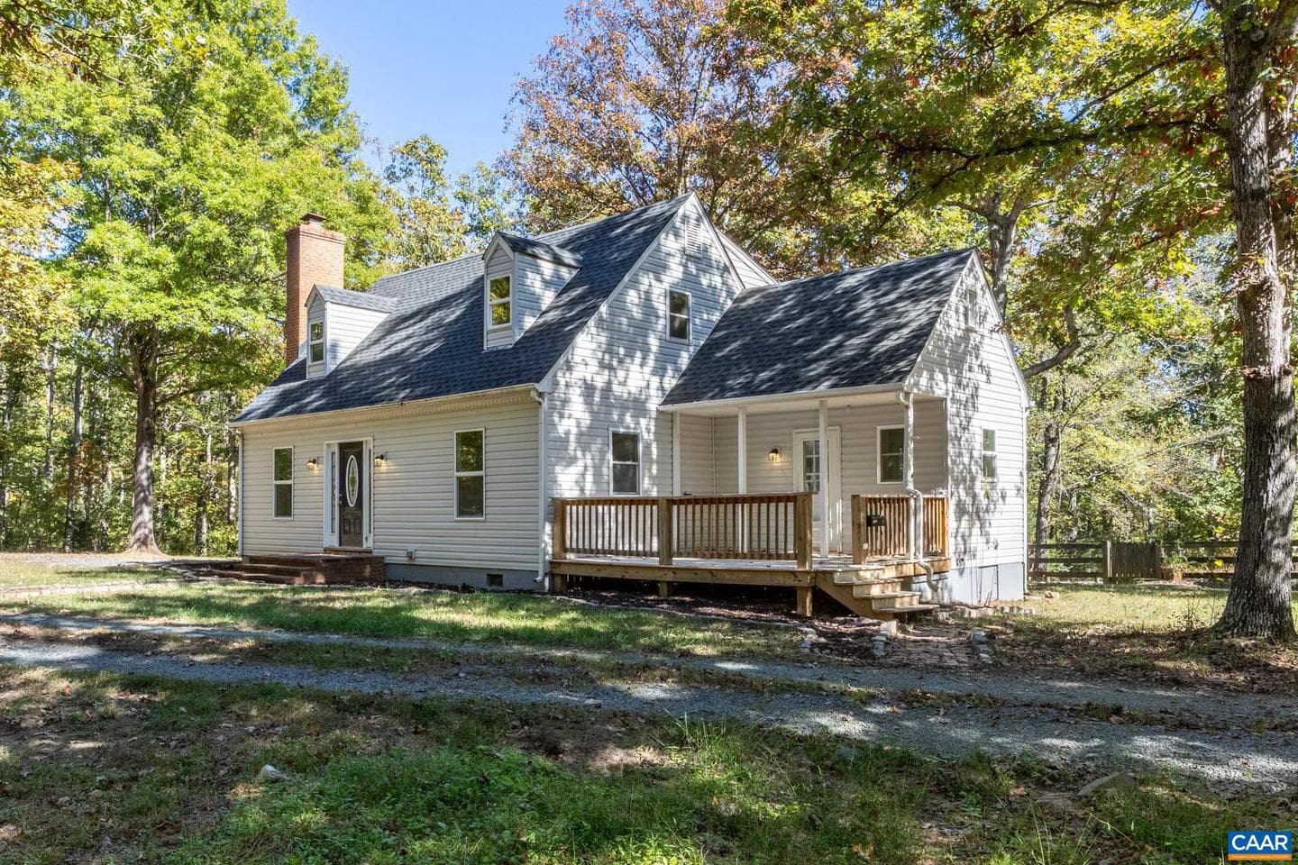 2325 Mountain Brook Dr photo 5