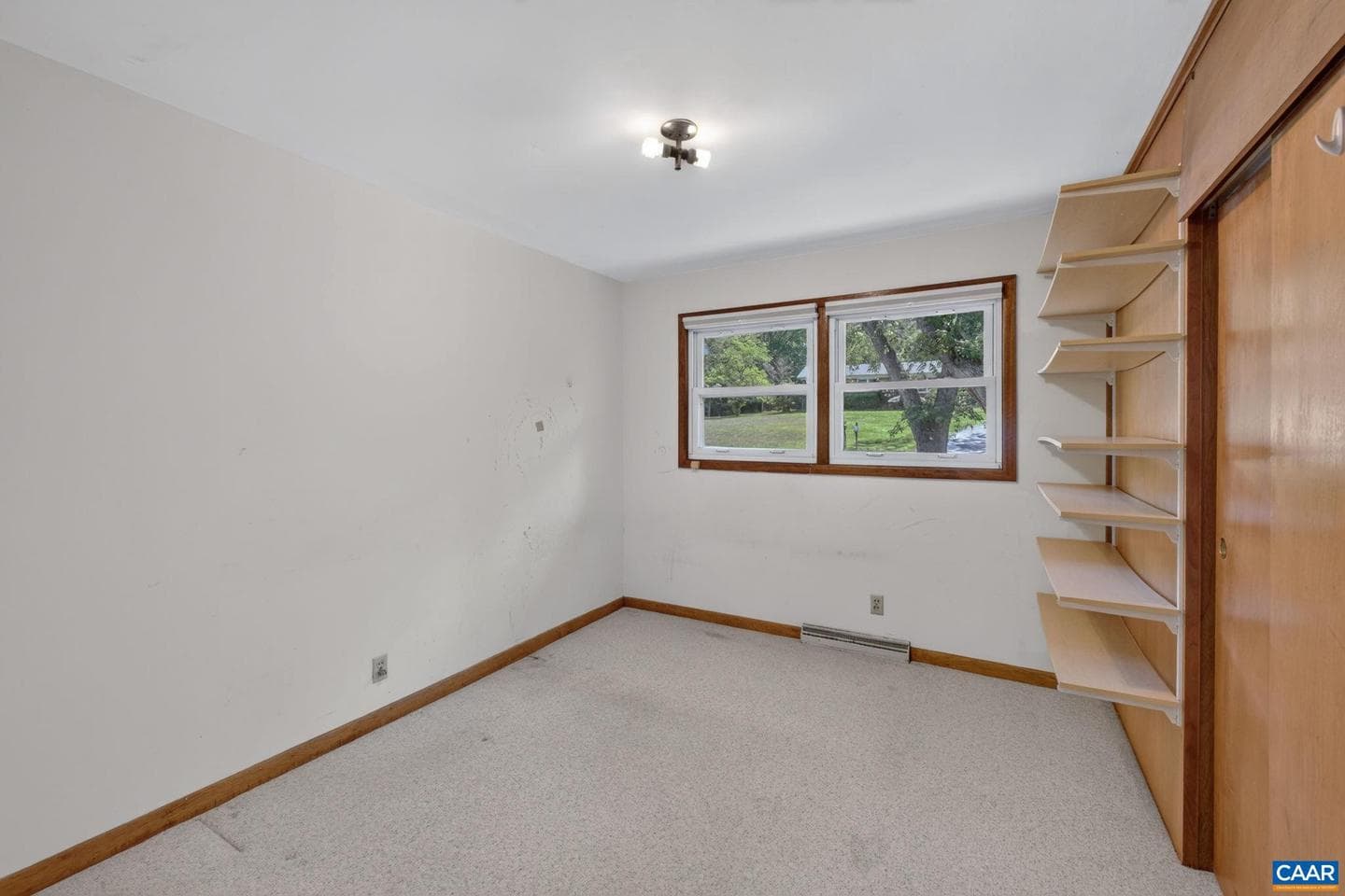 117 Buckingham Cir photo 12