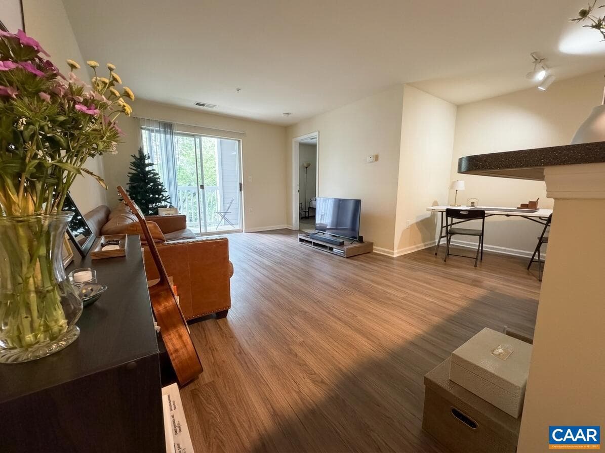190 Yellowstone Dr #203, Charlottesville