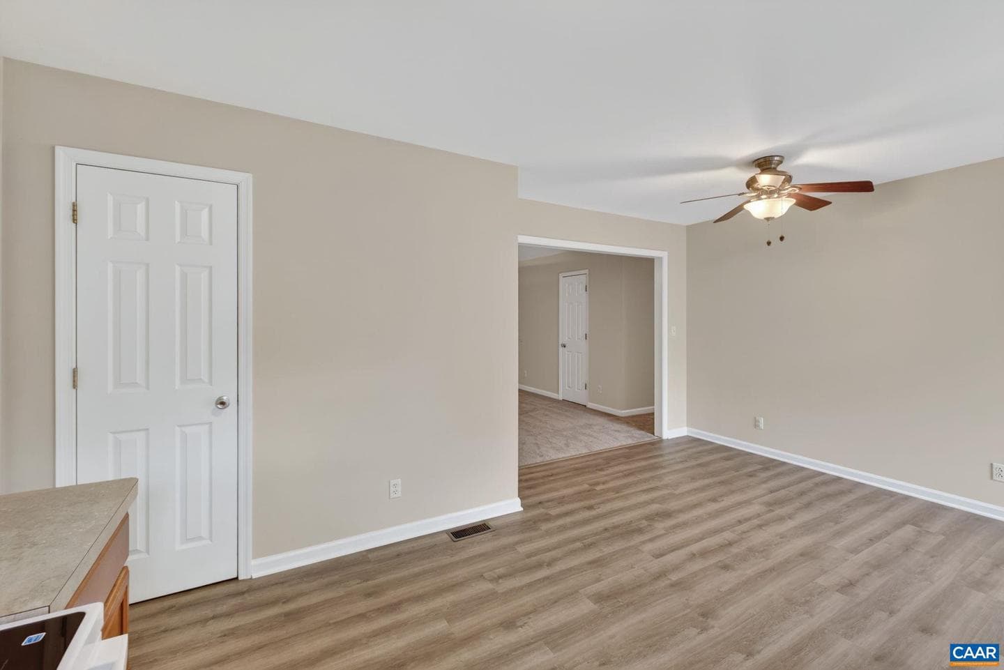 38 Butler Ln photo 14