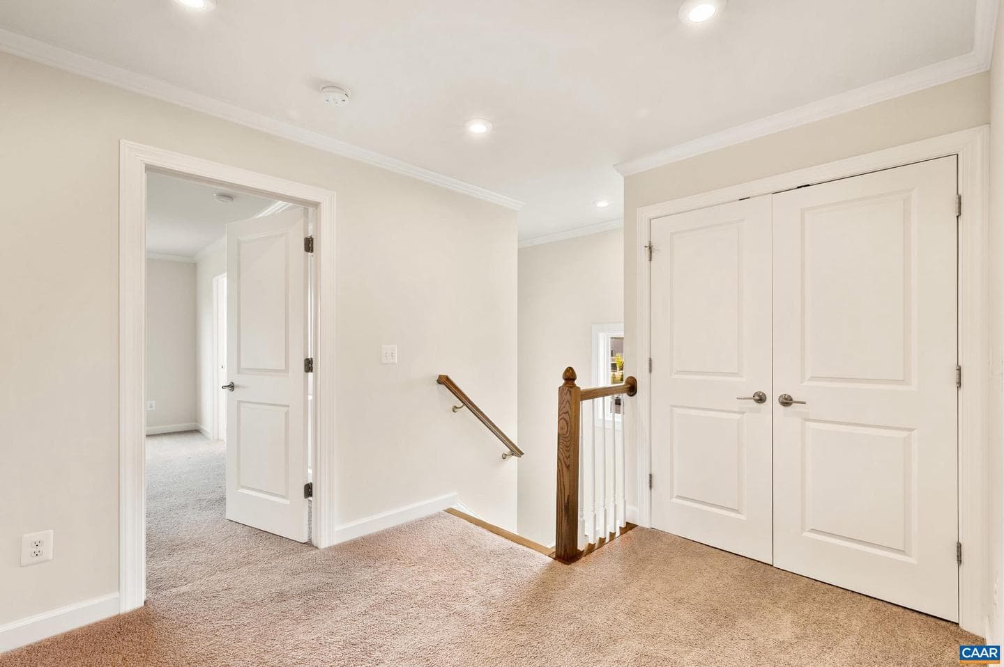 2217 Fowler Cir photo 28