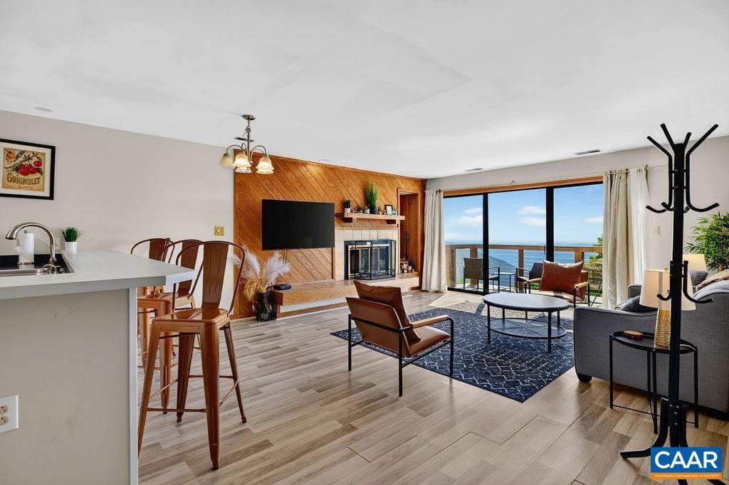 1545 Cliffs Condos photo 12