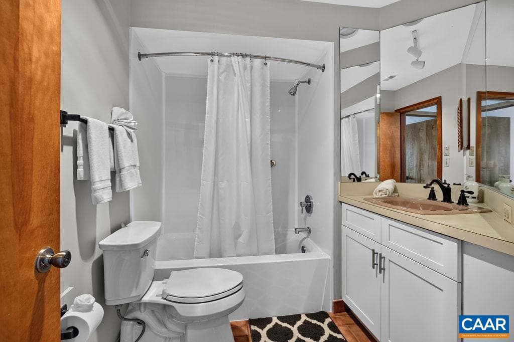 1545 Cliffs Condos photo 8
