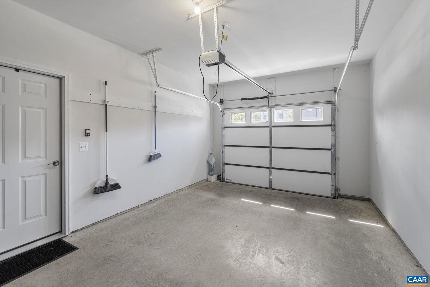 1810 Fowler St photo 39