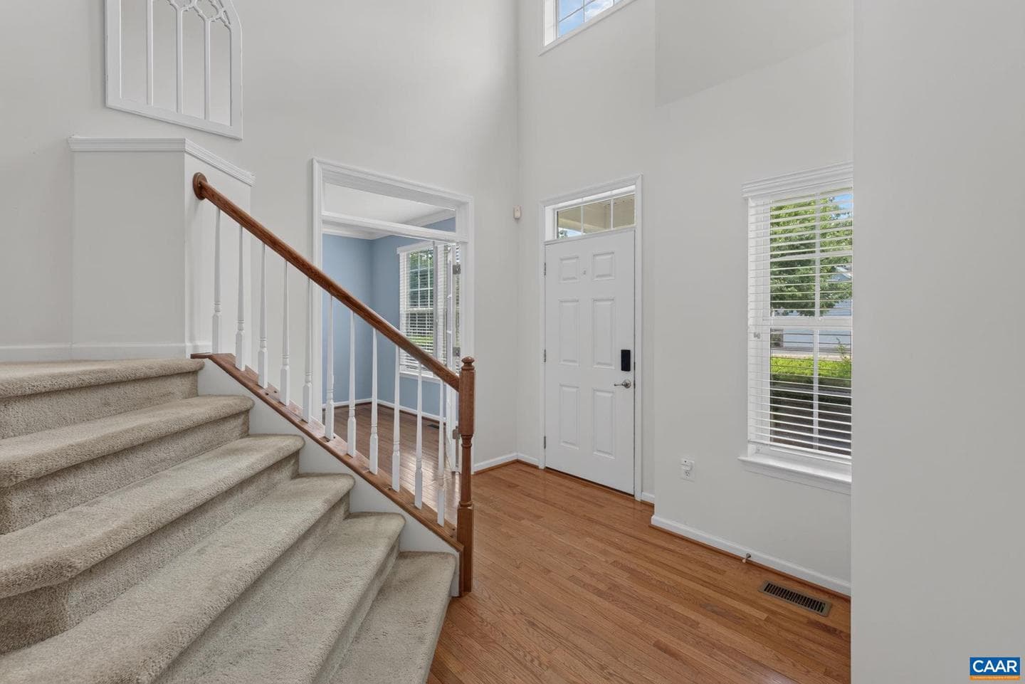 2529 Montgomery Ridge Rd photo 5