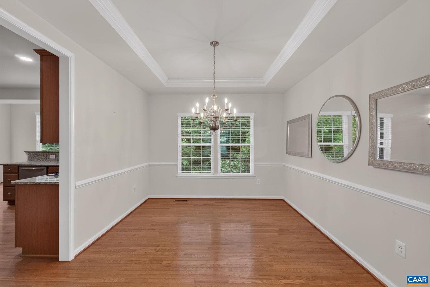 2529 Montgomery Ridge Rd photo 9
