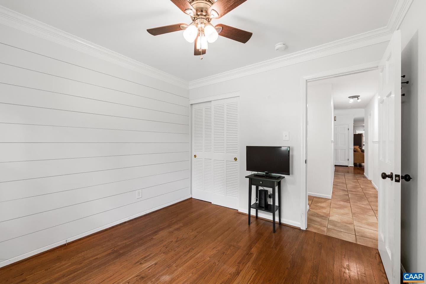 122 Bollingbrook Dr photo 38