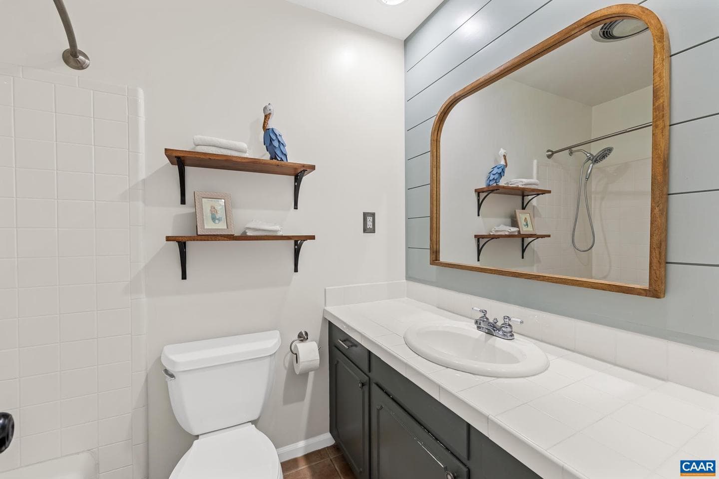 122 Bollingbrook Dr photo 41