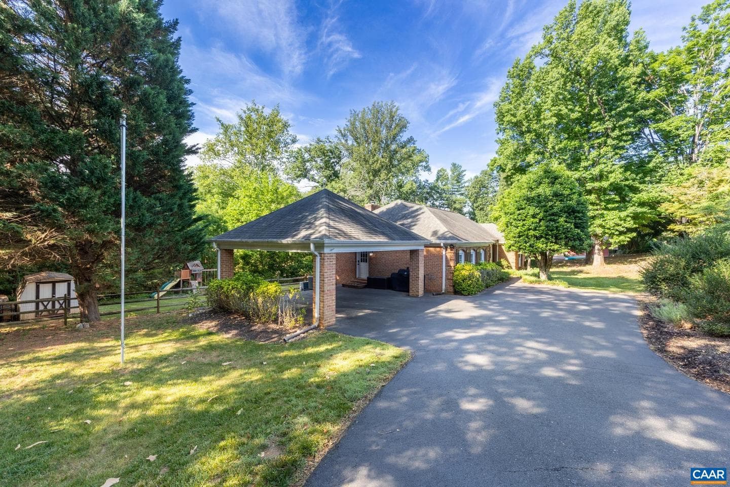 122 Bollingbrook Dr photo 48