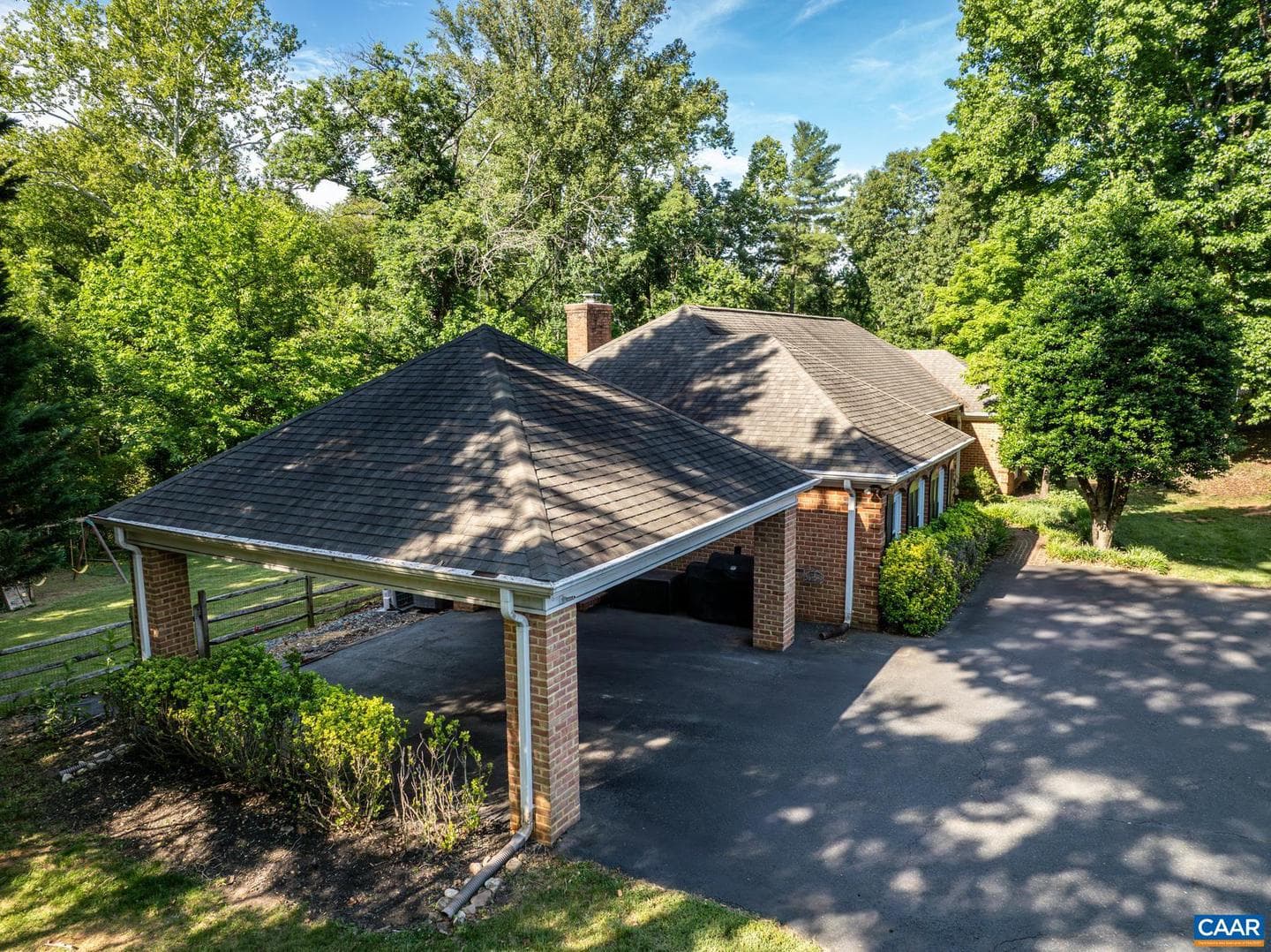 122 Bollingbrook Dr photo 49
