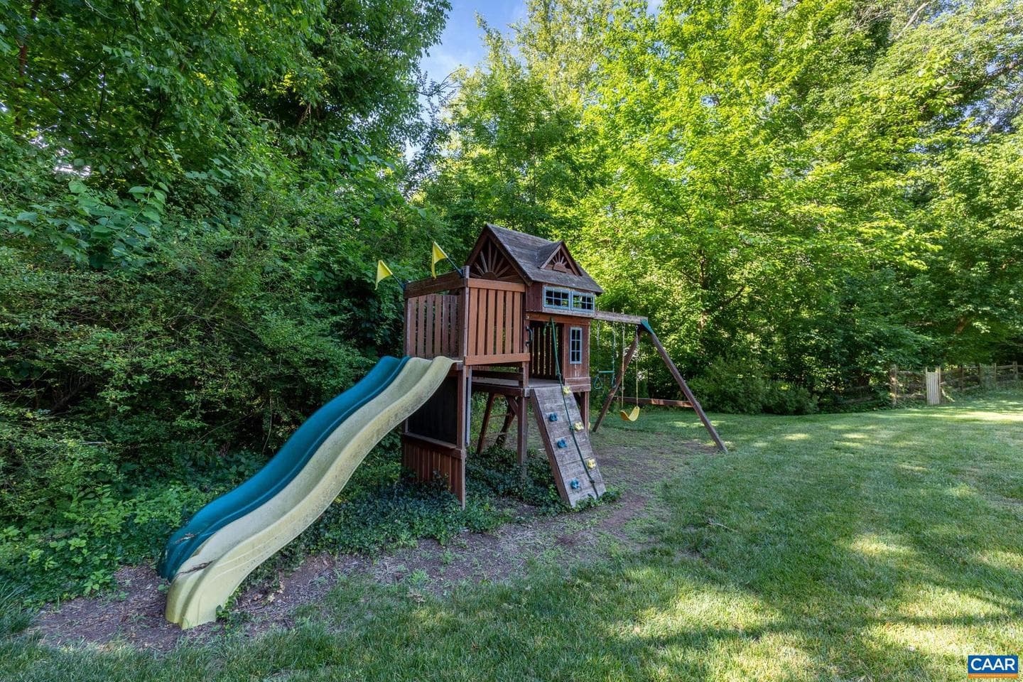 122 Bollingbrook Dr photo 56