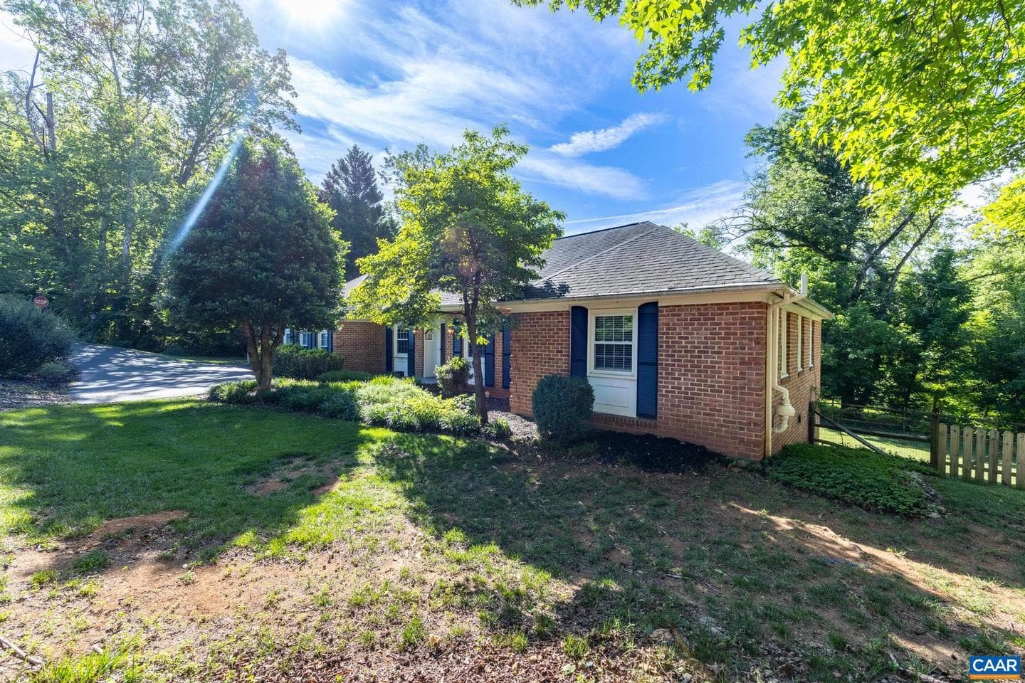 122 Bollingbrook Dr photo 58