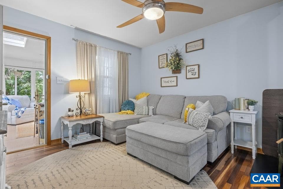 190 Hayman St photo 22