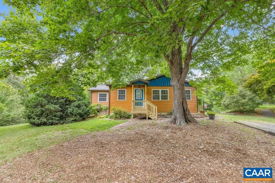 190 Hayman St photo 61