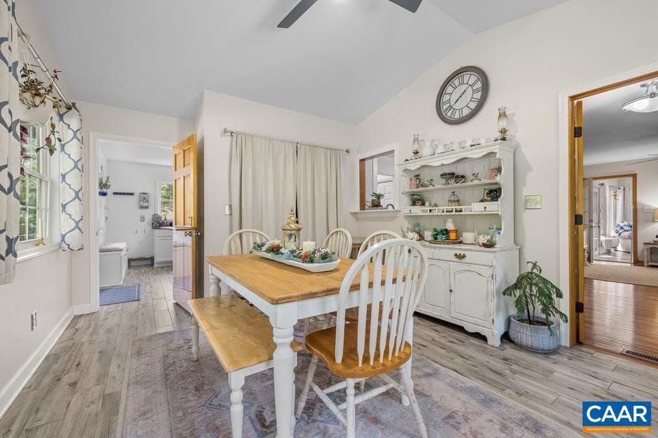 190 Hayman St photo 8