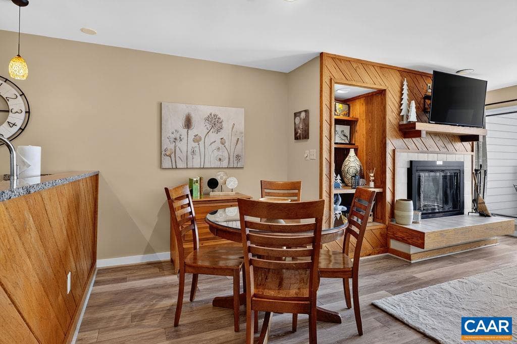 1587 Vistas Condos photo 19