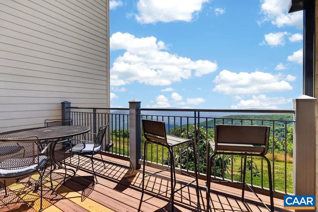 1587 Vistas Condos photo 25