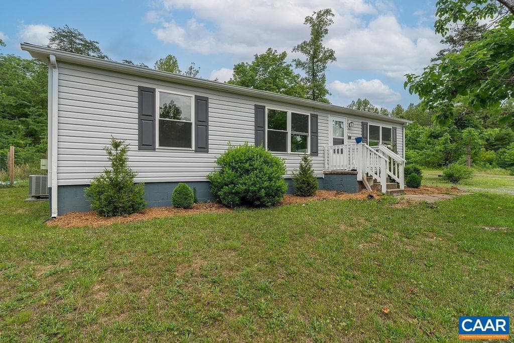 1043 Ford Ave, Stanardsville