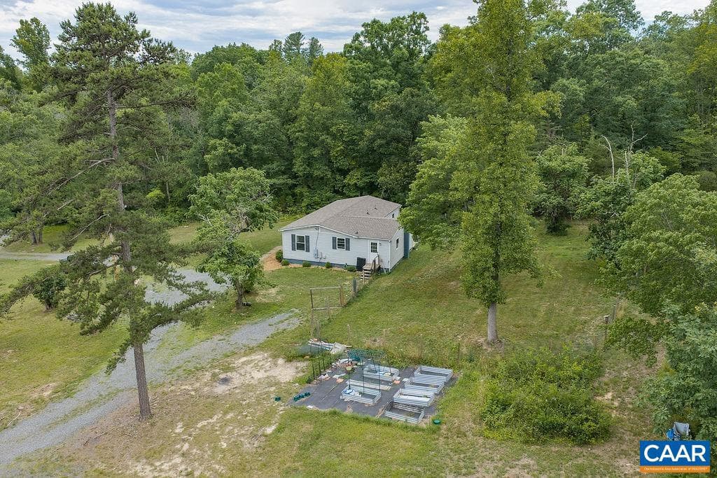 1043 Ford Ave photo 36