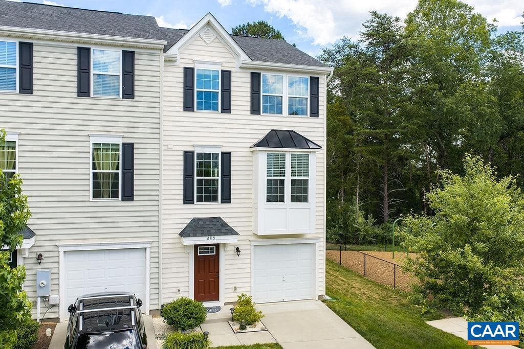 2115 Elm Tree Ct, Charlottesville