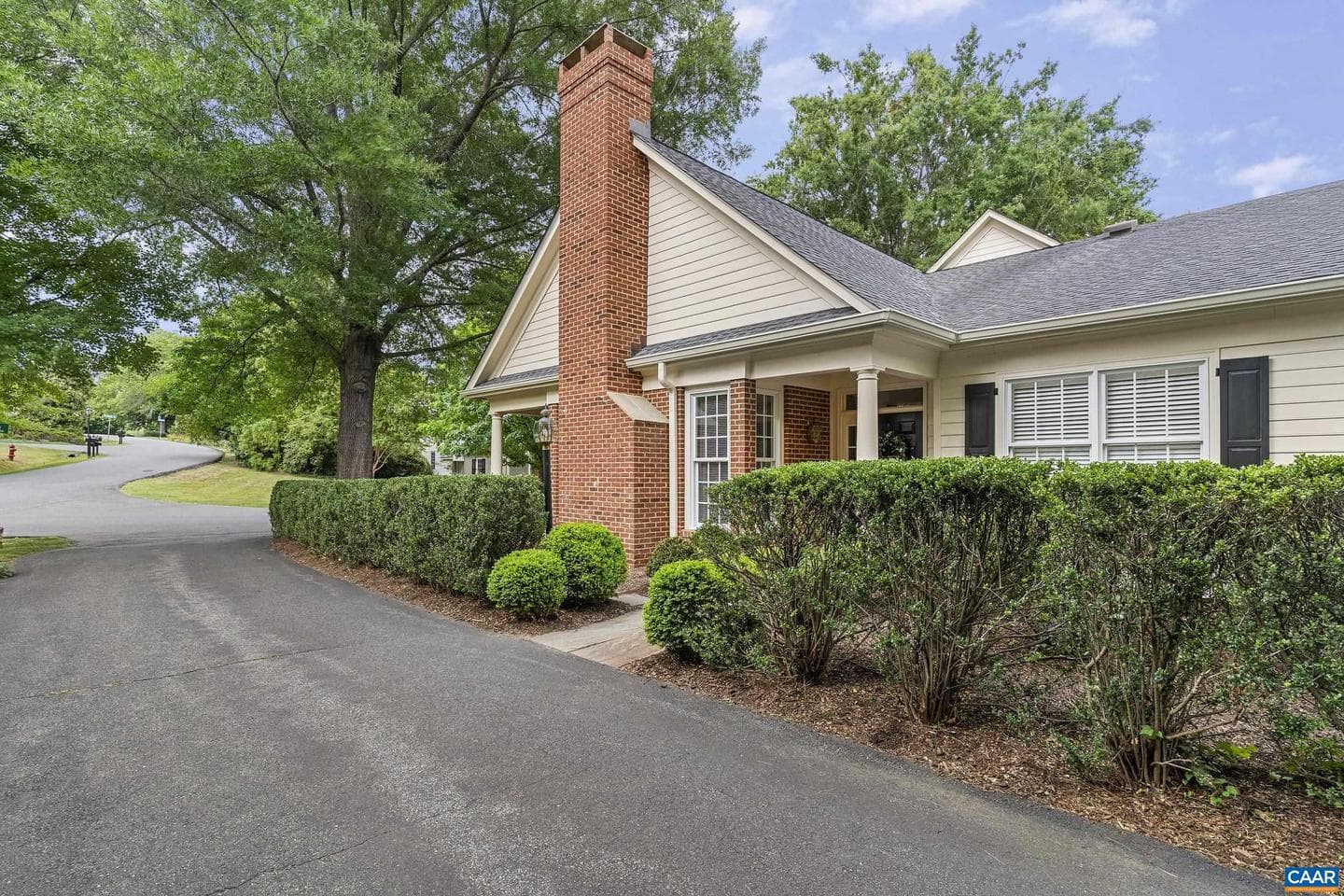 1147 Marion Dr photo 36