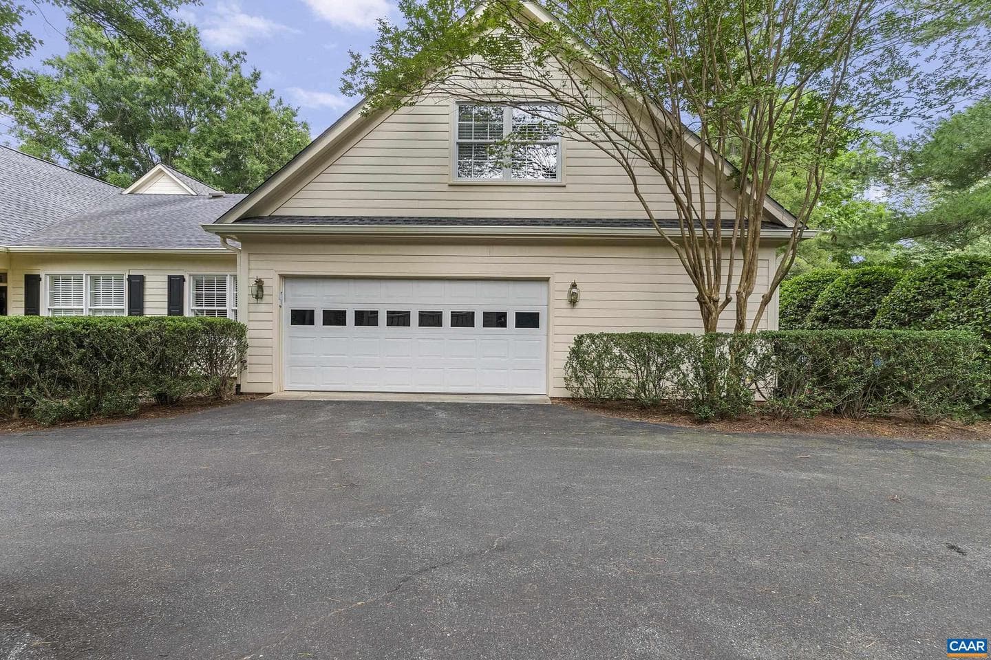 1147 Marion Dr photo 37