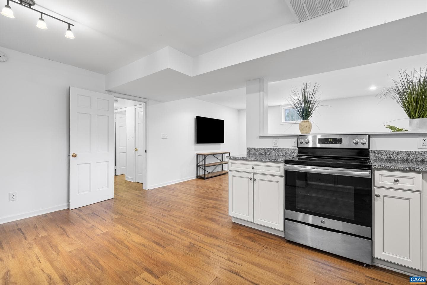 2515 Northfield Rd photo 52