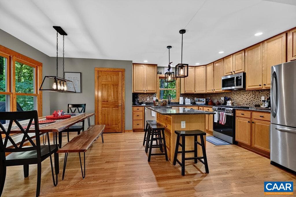 1300 Blue Ridge Dr photo 20
