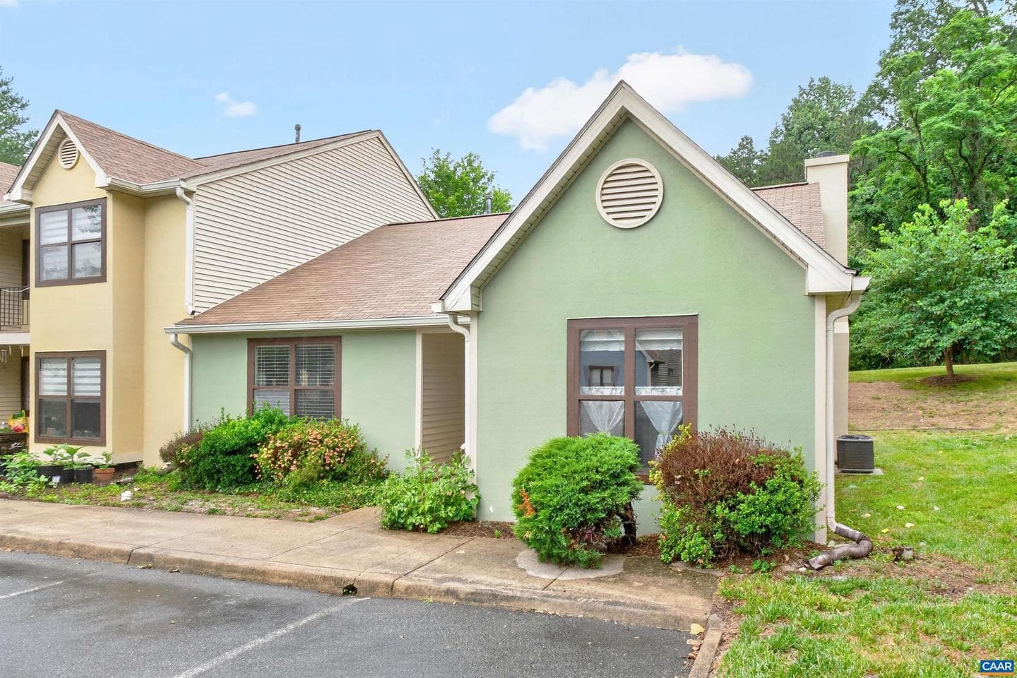 598 Pebblecreek Ct, Charlottesville