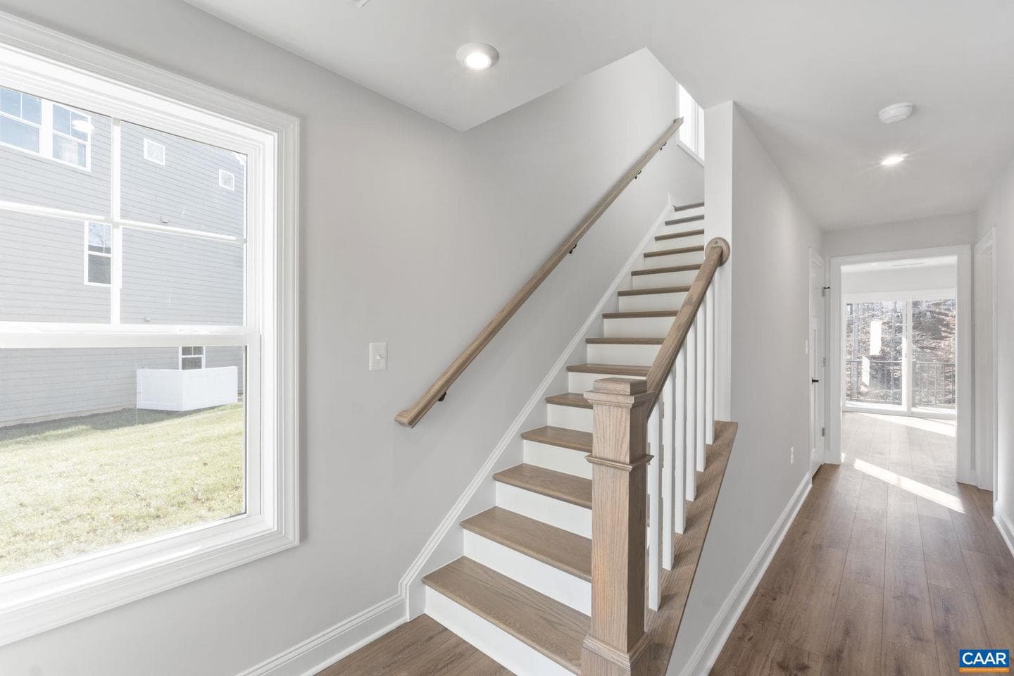 3028 Farrow Cir photo 5