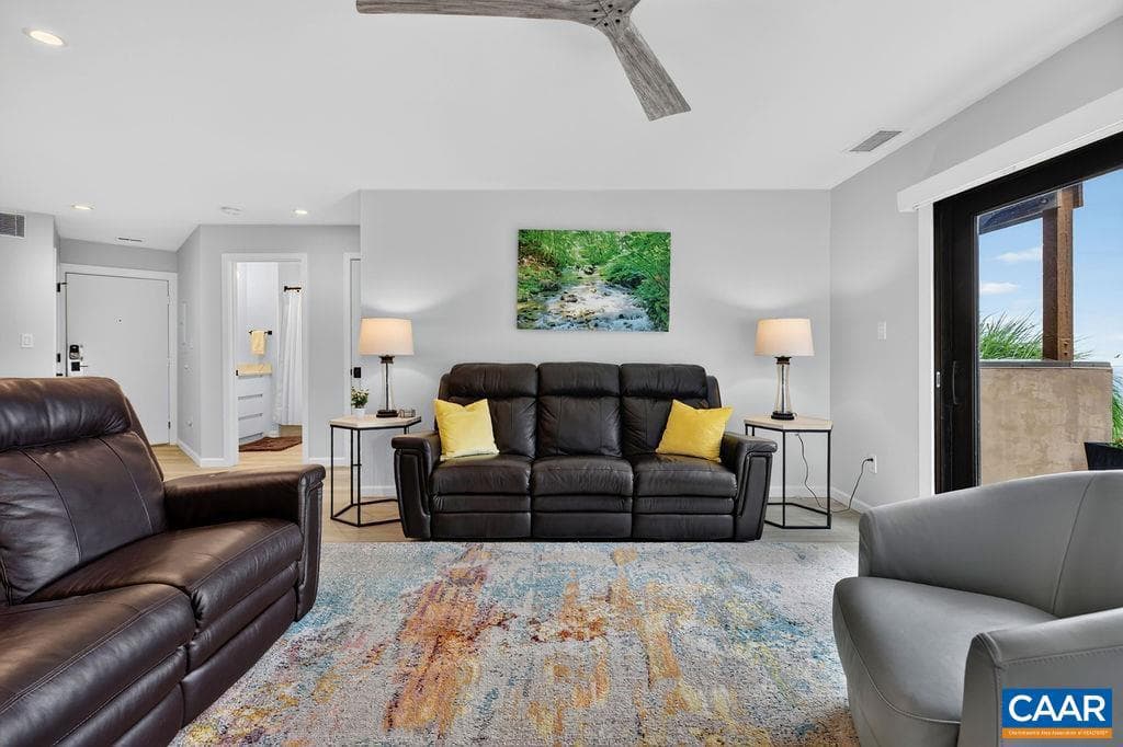 1501 Cliffs Condos photo 10