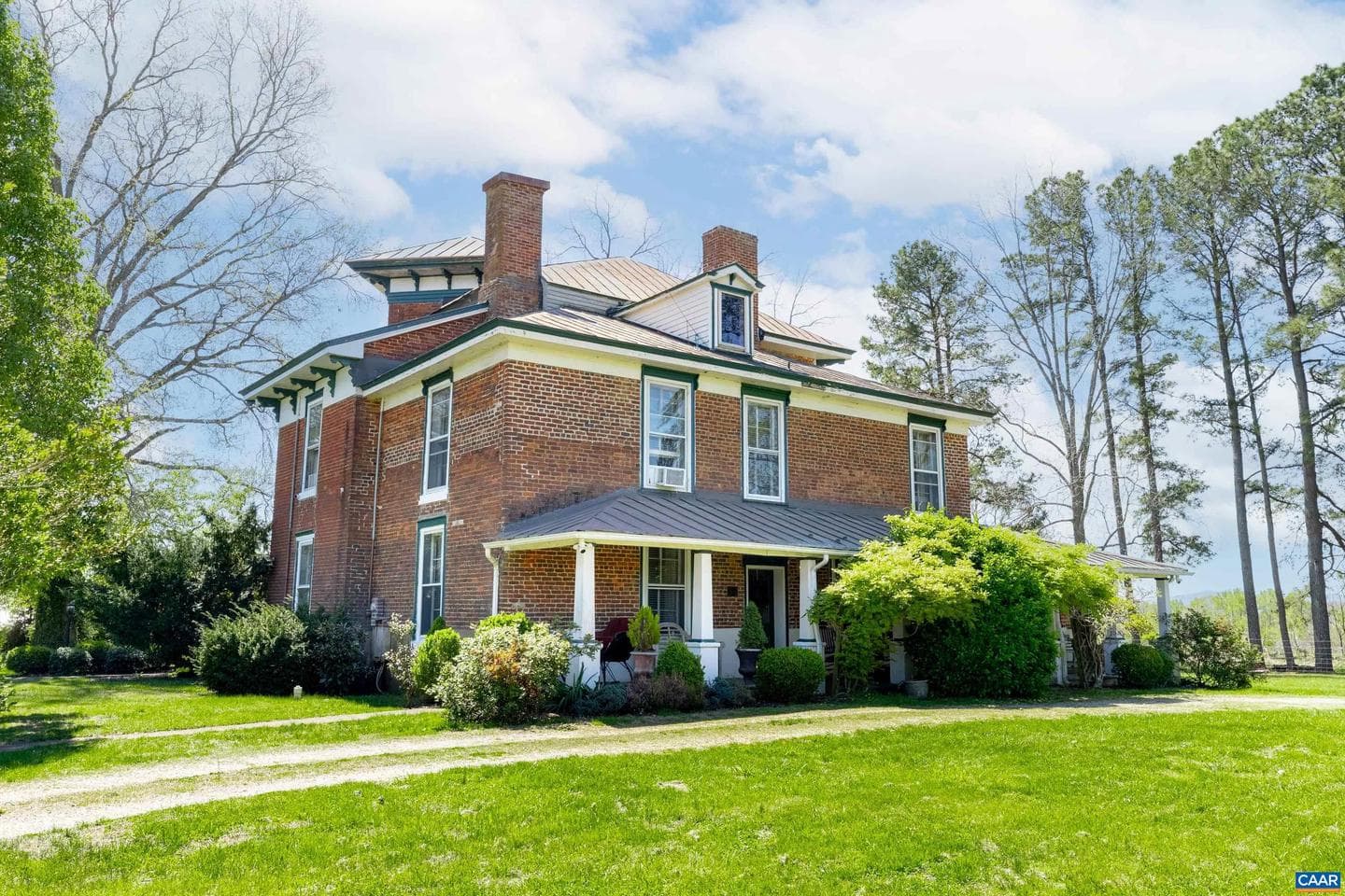 2416 Lowesville Rd photo 4