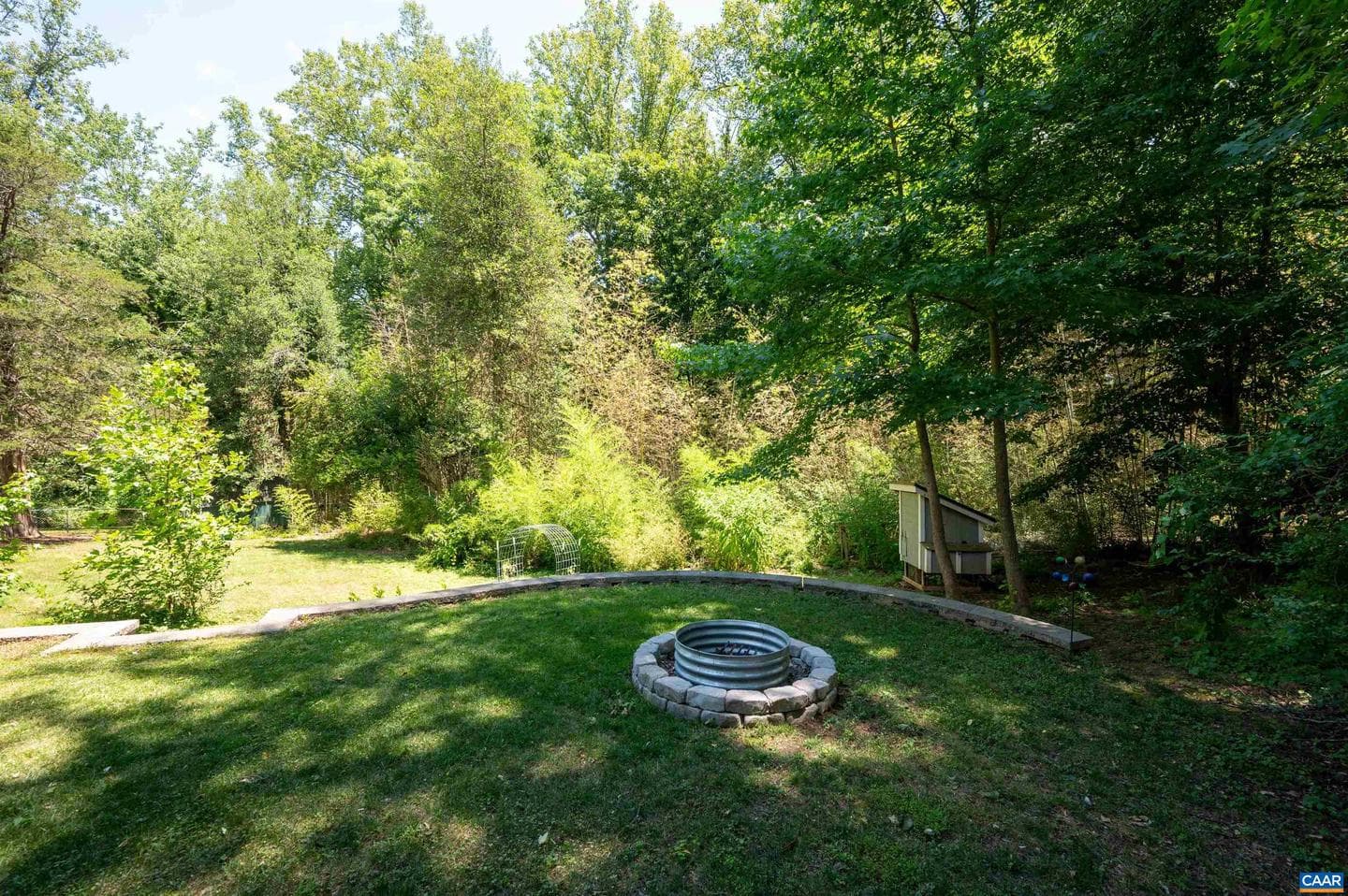 1614 Rose Hill Dr photo 29