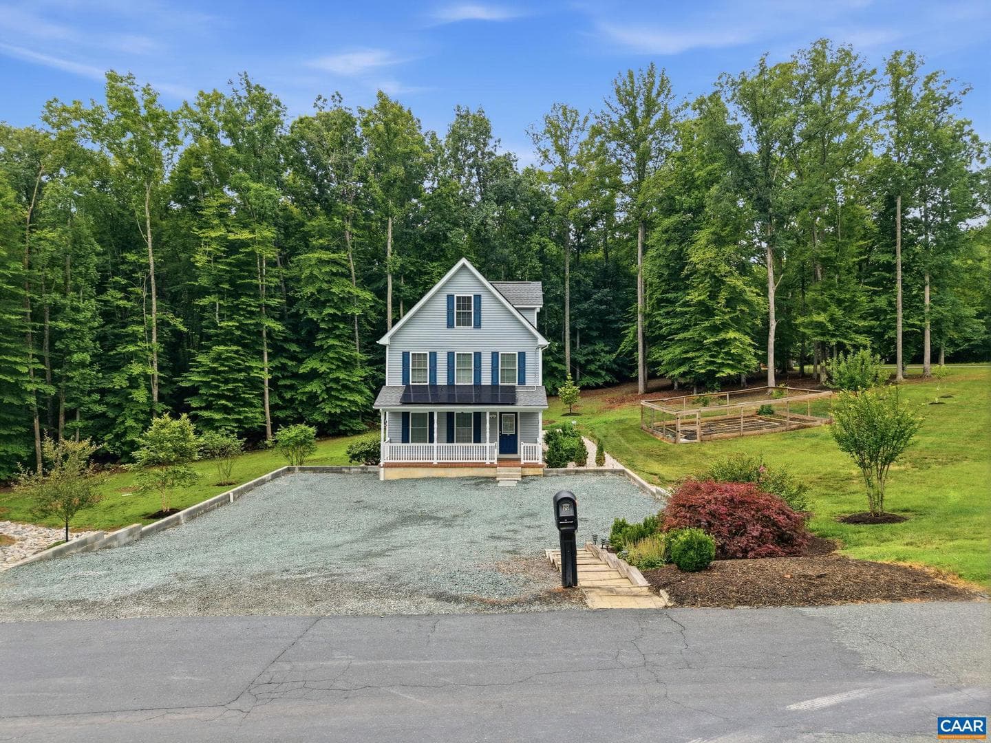 20 Boulder Springs Ln, Louisa