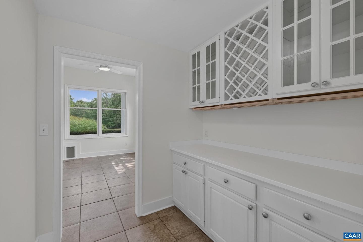 618 Rivanna Woods Dr photo 15