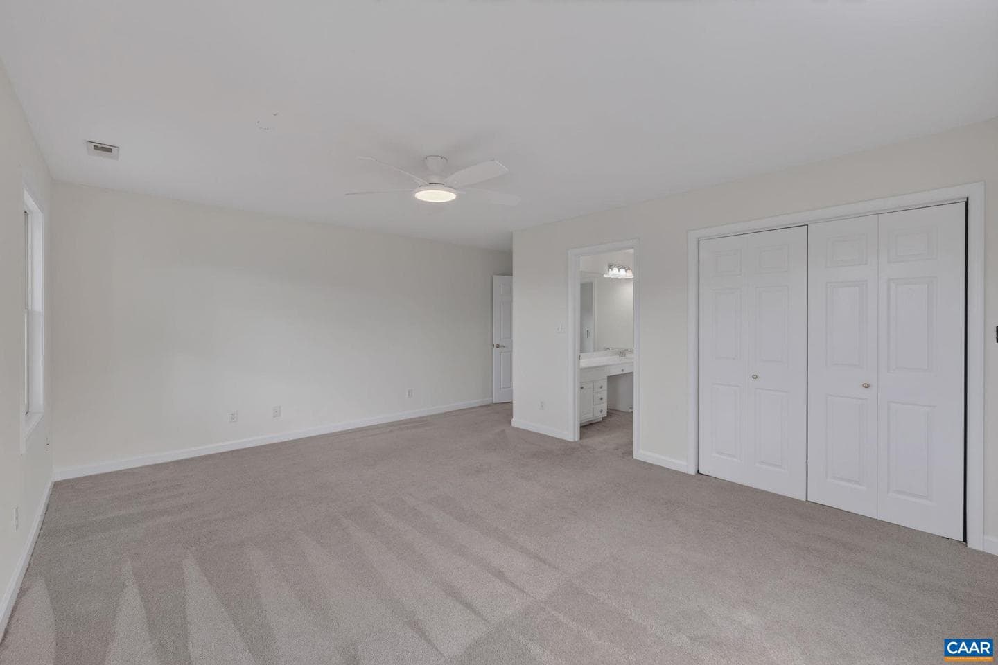 618 Rivanna Woods Dr photo 27