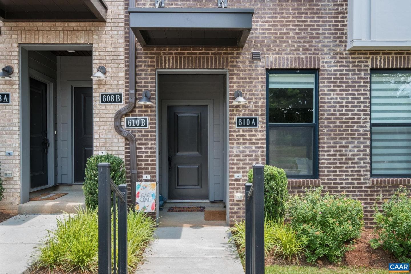 610 Noush Ct #b photo 4